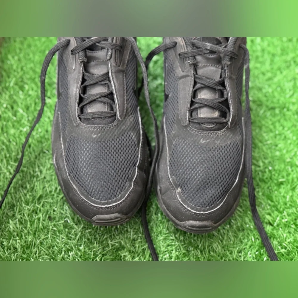 Nike‎ Air Max Bolt Triple Black Size 11